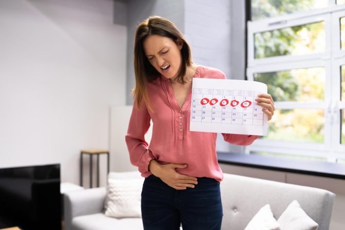 ¿Tu menstruación te causa un dolor que te impide continuar con tu día? No lo normalices